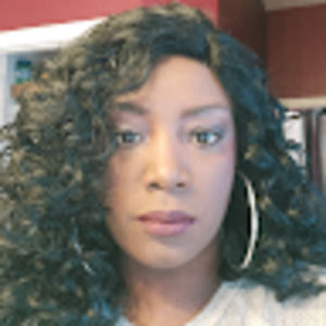 Meet your Posher, Twila